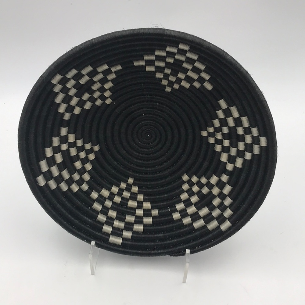 ARI Africa Handmade Hand Woven Sisal Basket Rwanda Africa